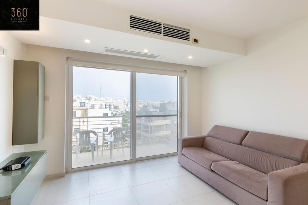 Modern 2Br Apt In The Quaint Village Of Marsaskala & Ac By 360 Estates Esterno foto